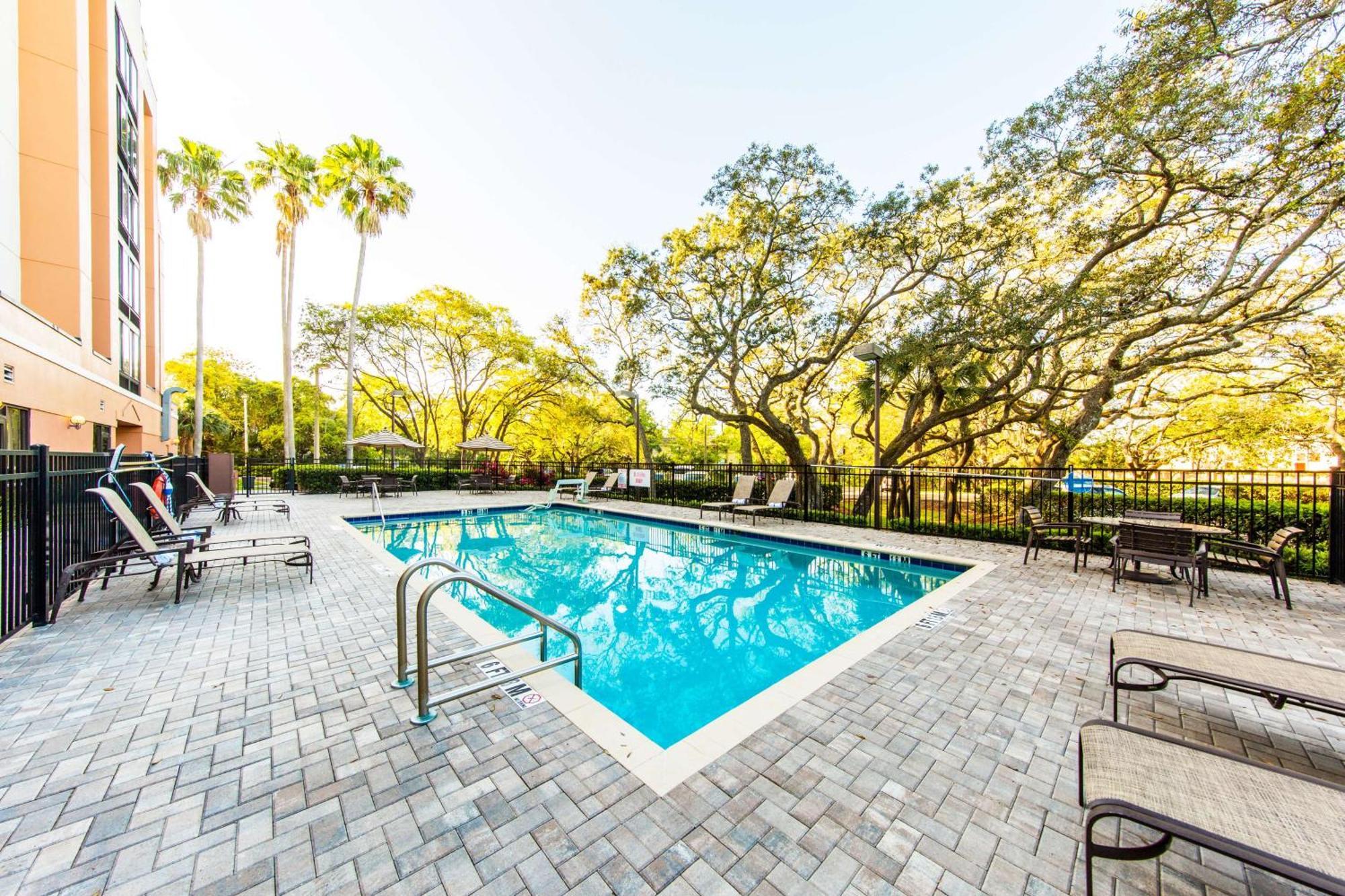Hyatt Place Tampa Busch Gardens Εξωτερικό φωτογραφία