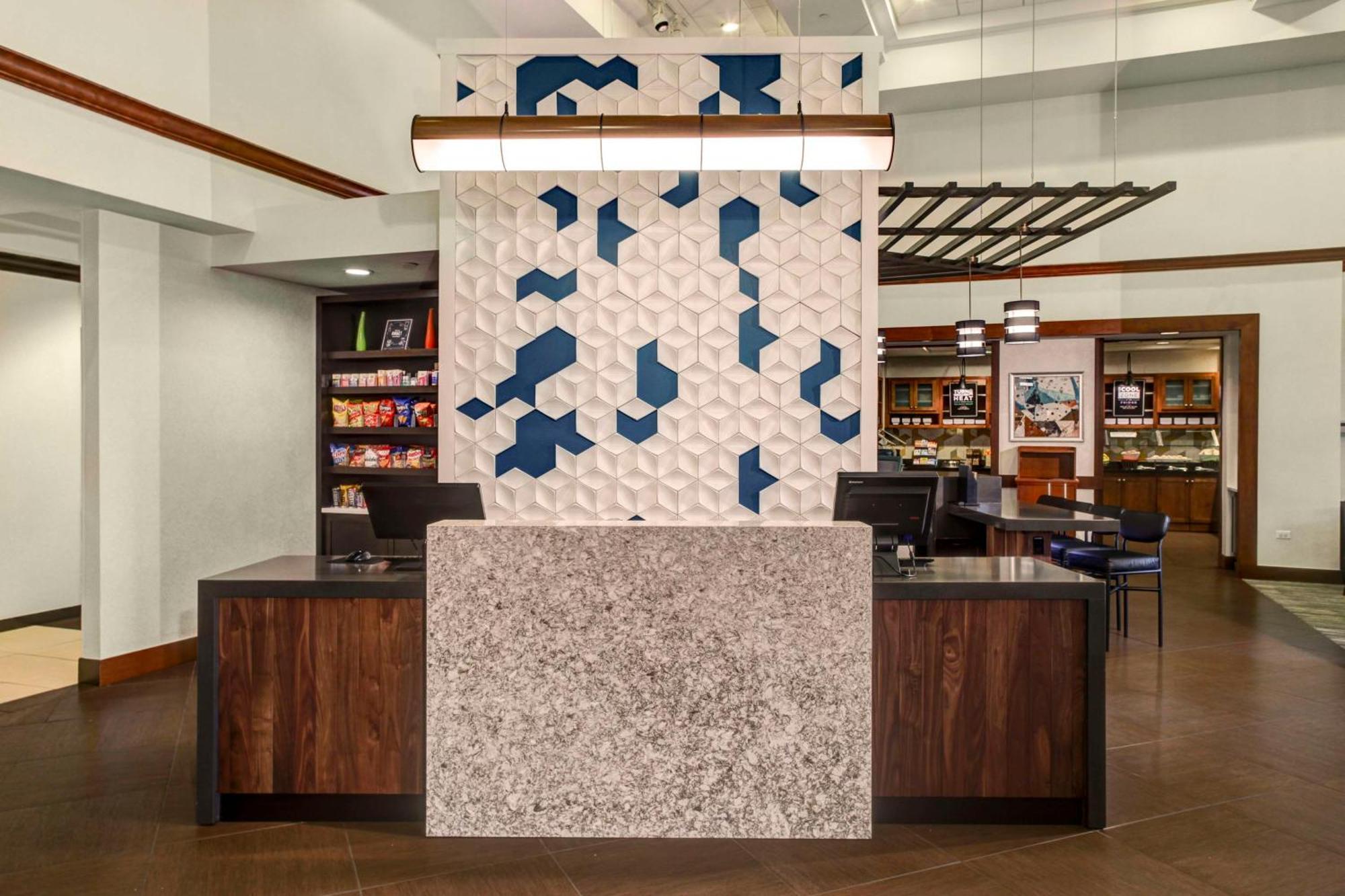 Hyatt Place Tampa Busch Gardens Εξωτερικό φωτογραφία
