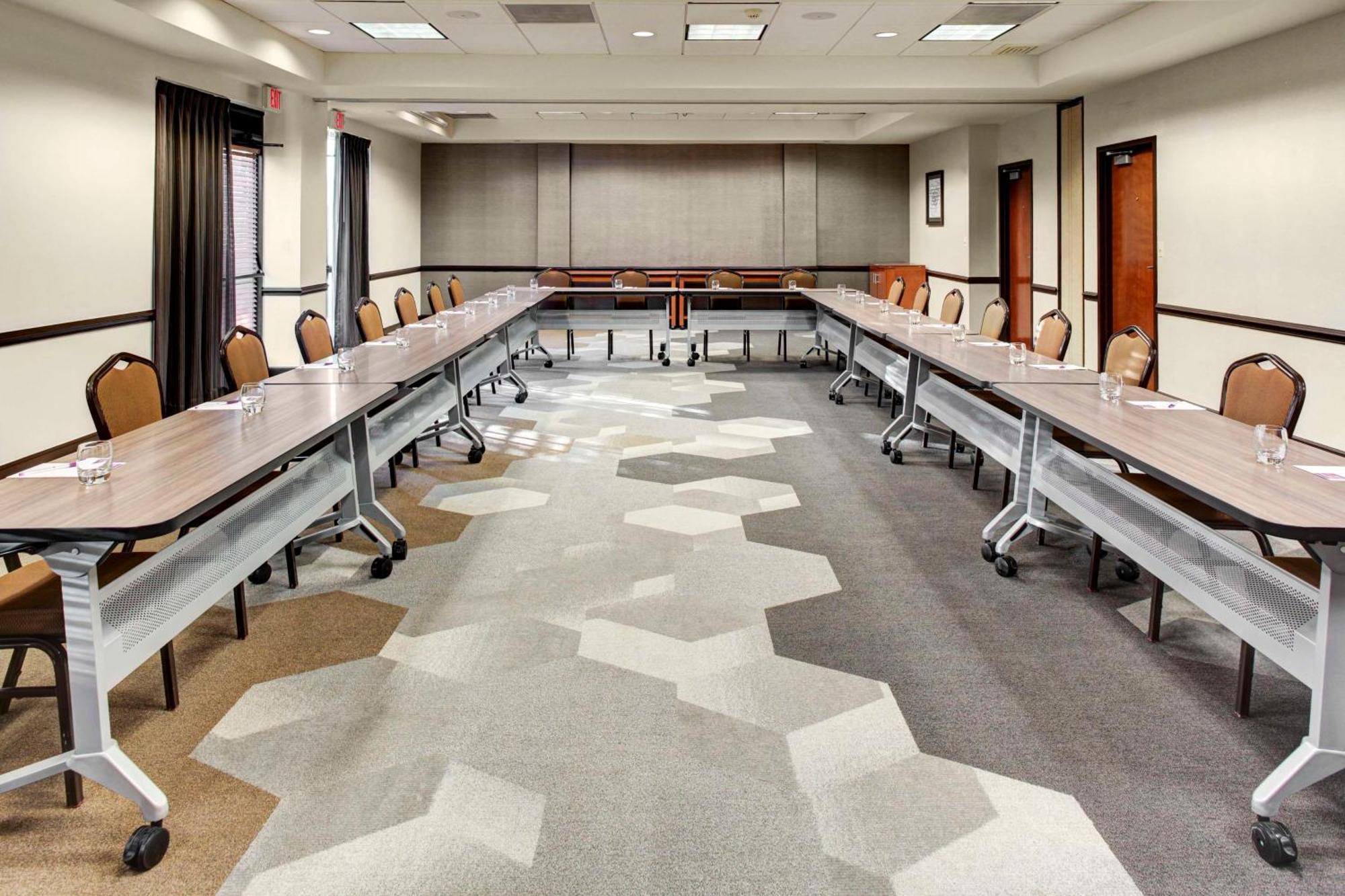Hyatt Place Tampa Busch Gardens Εξωτερικό φωτογραφία