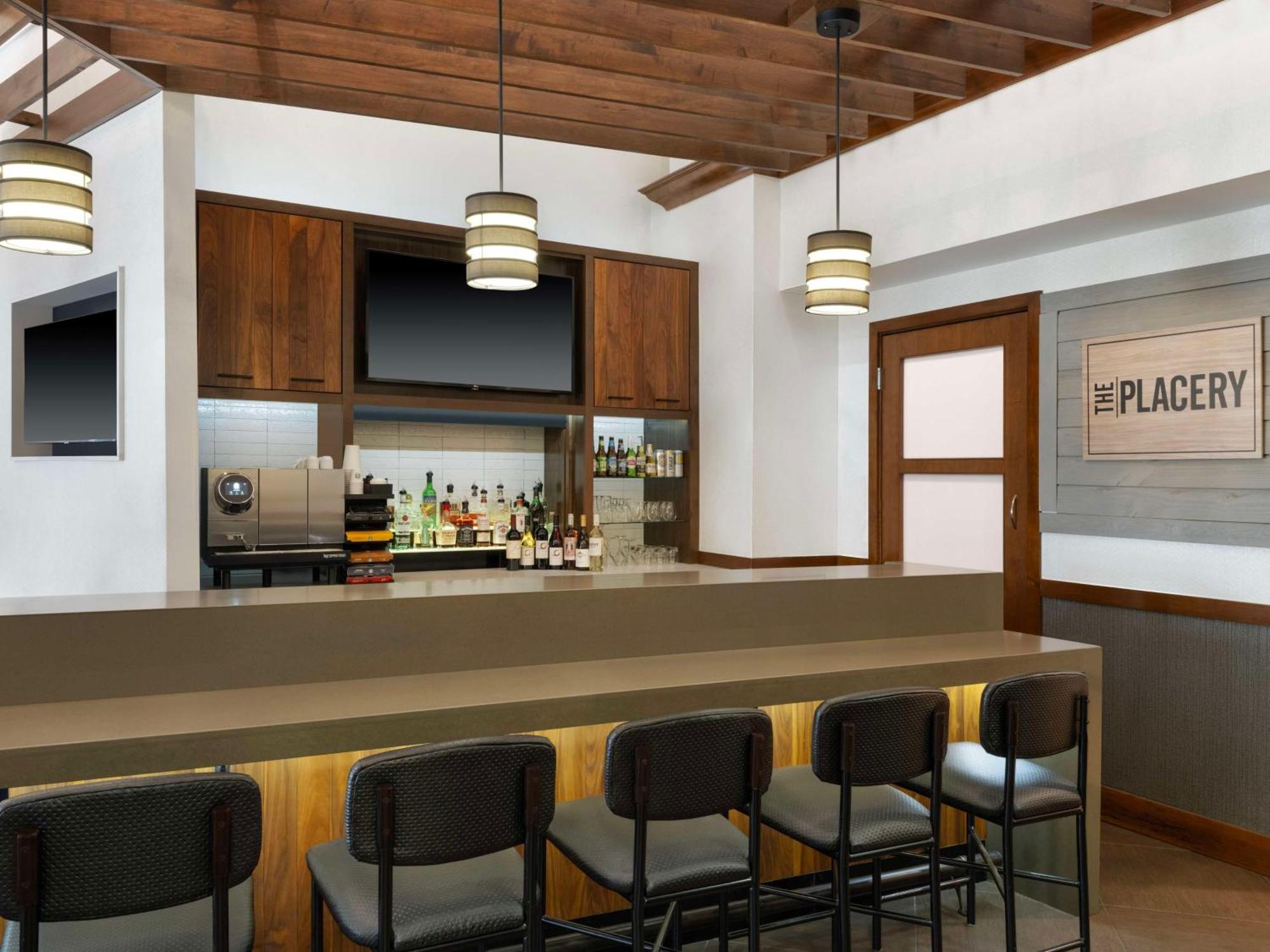 Hyatt Place Tampa Busch Gardens Εξωτερικό φωτογραφία