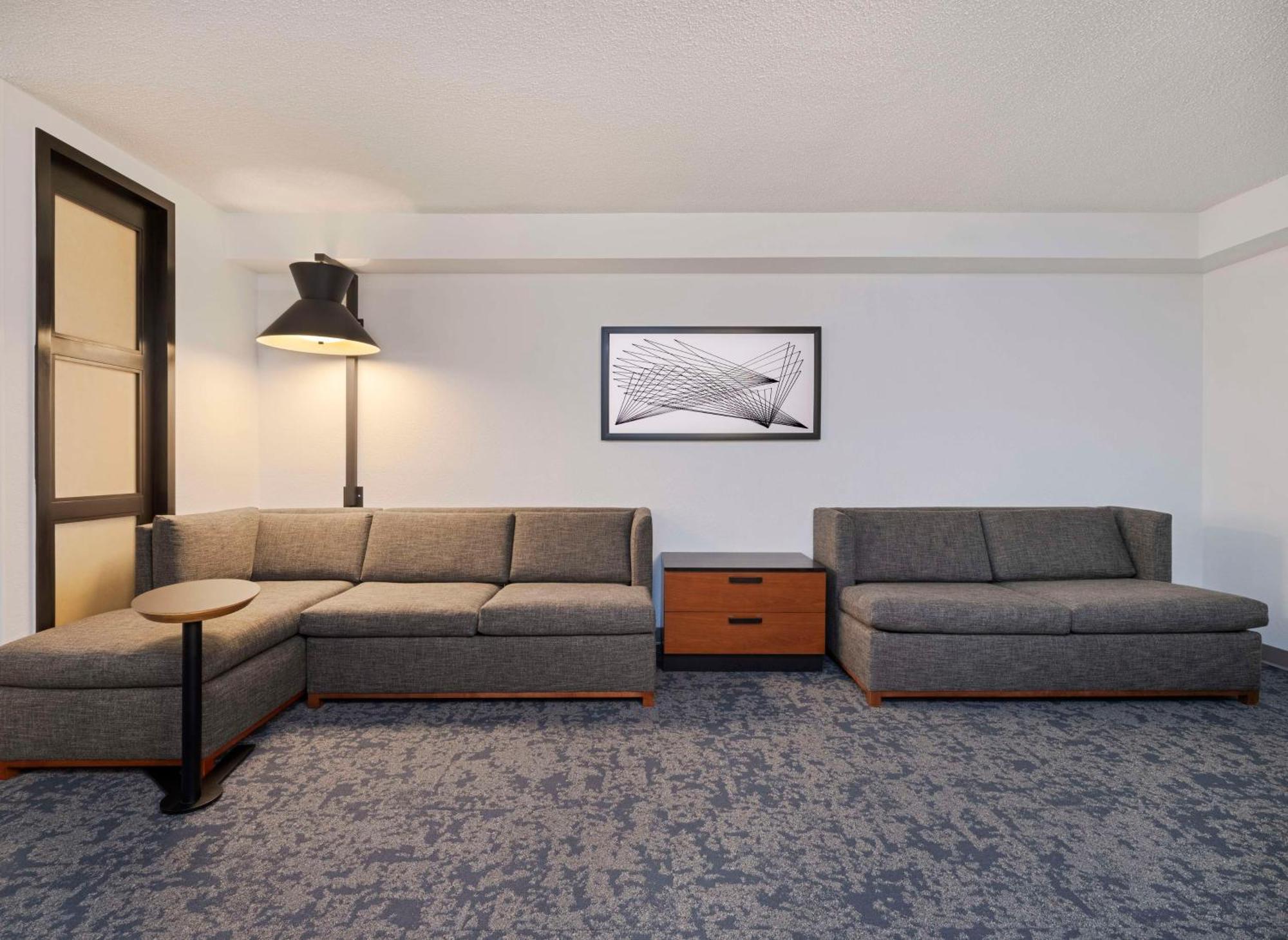 Hyatt Place Tampa Busch Gardens Εξωτερικό φωτογραφία