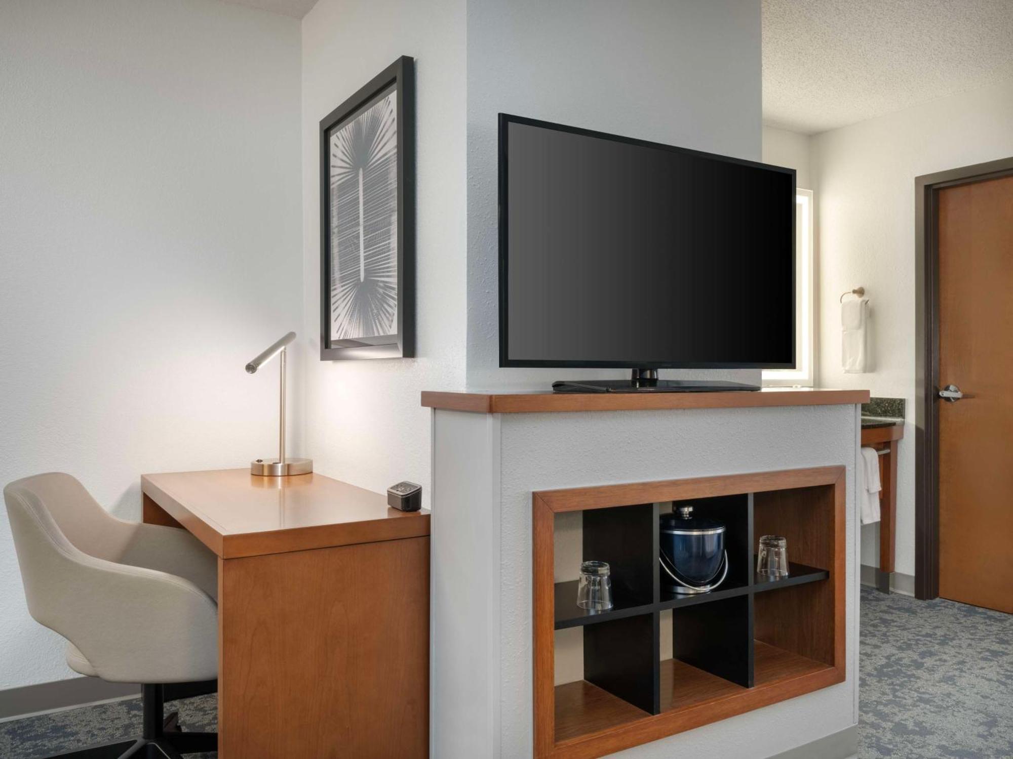 Hyatt Place Tampa Busch Gardens Εξωτερικό φωτογραφία
